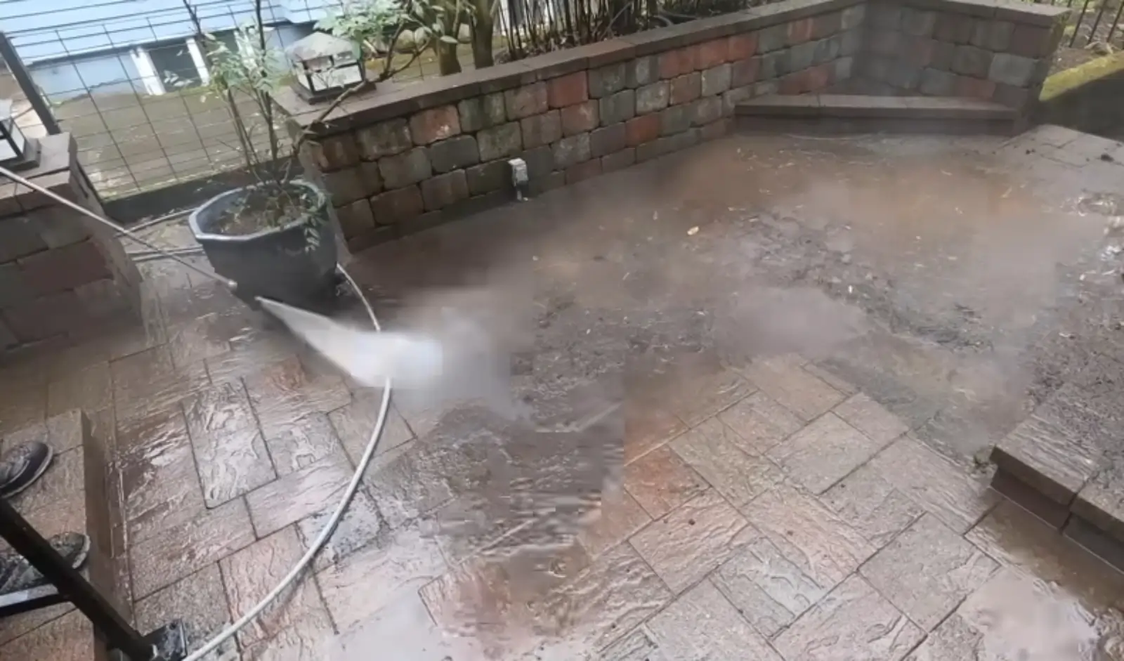 Pressure washing in Doncaster for driveways, paths, decking and roofs